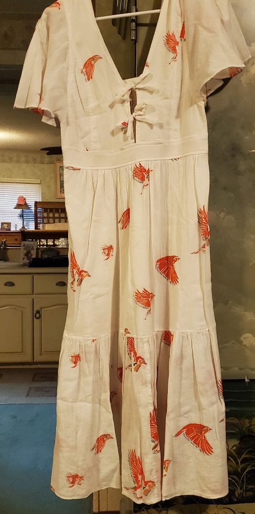 DRESS